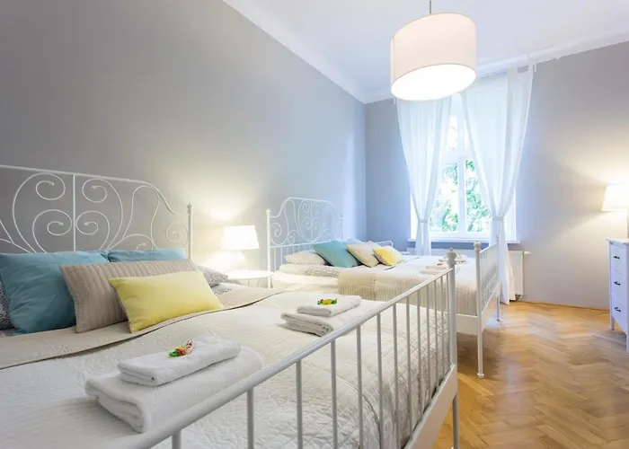 Tyzenhauz Grand Appartement *