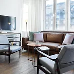 Tyzenhauz Grand Appartement *