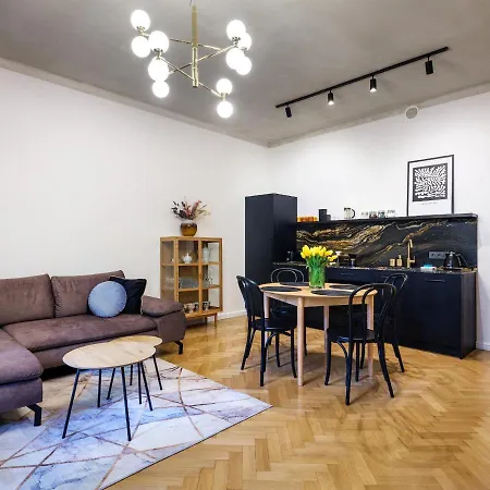 Lejlighed Tyzenhauz Grand