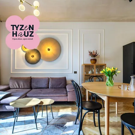 アパート Tyzenhauz Grand