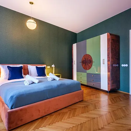 Tyzenhauz Grand