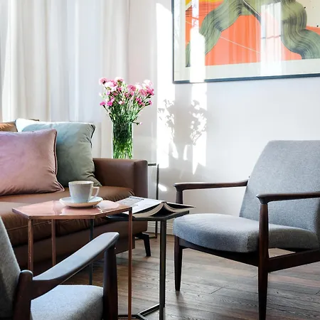 Tyzenhauz Grand Apartman *